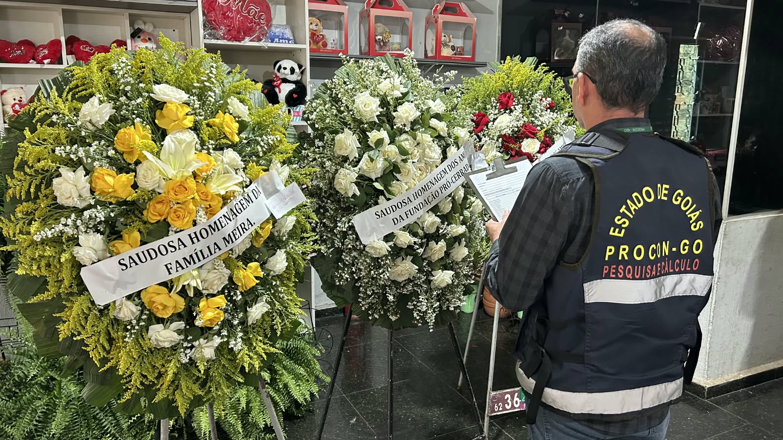 Finados: Procon Goiás encontra variação de 605% no preço das flores entre estabelecimentos