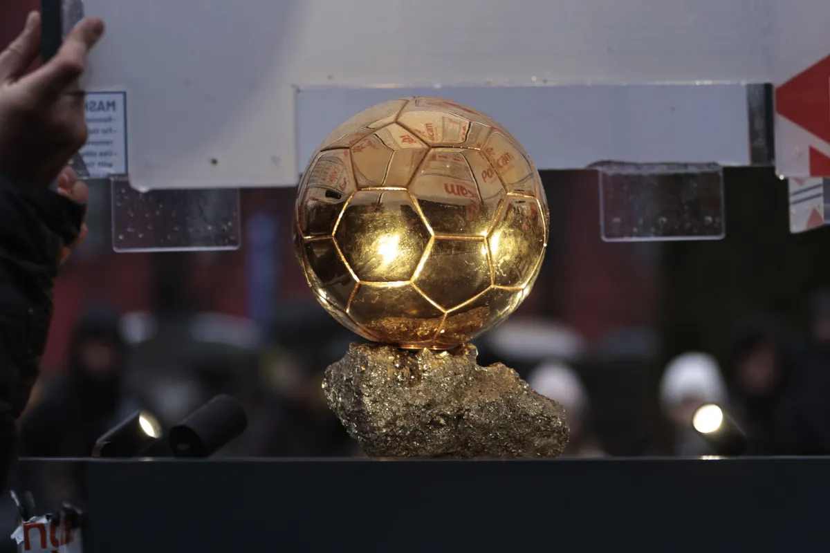 Bola de Ouro 2026: veja os favoritos ao prêmio de melhor do mundo