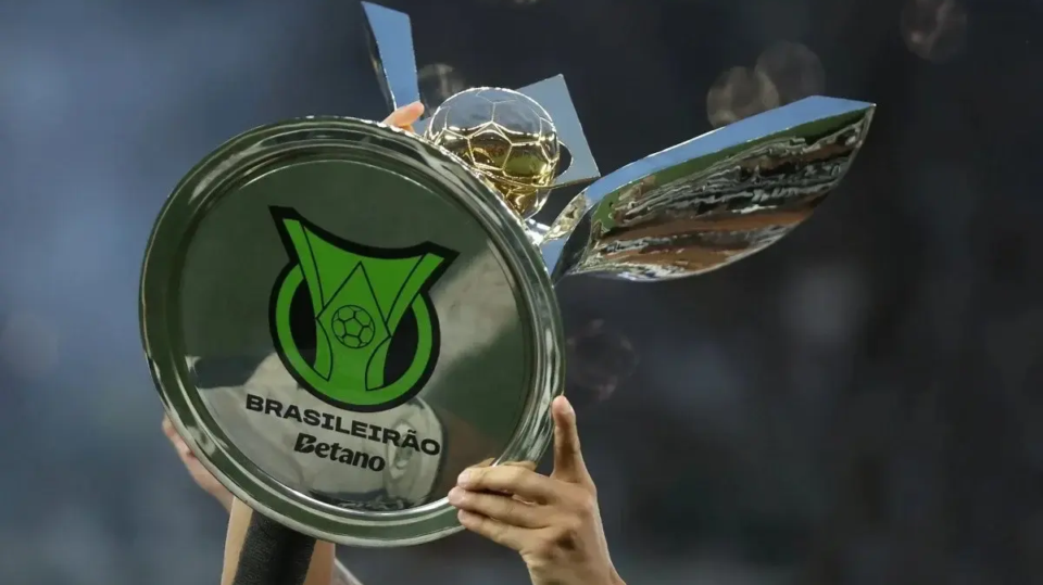 Reta final do Brasileirão tem cinco clubes com mais de 40% de risco de rebaixamento