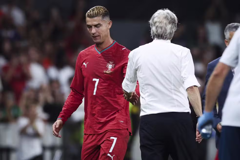 Após Cristiano Ronaldo deixar concentração, perfil de Portugal perde mais de 450 mil seguidores