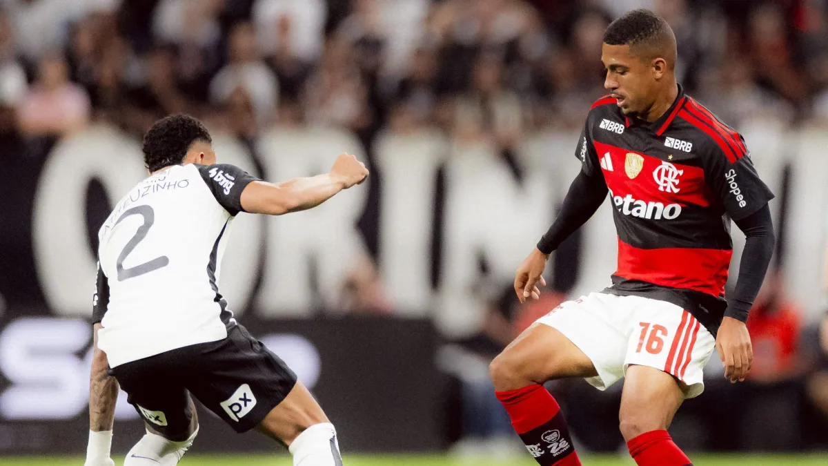 Flamengo assume liderança do returno e Corinthians fica na última posição