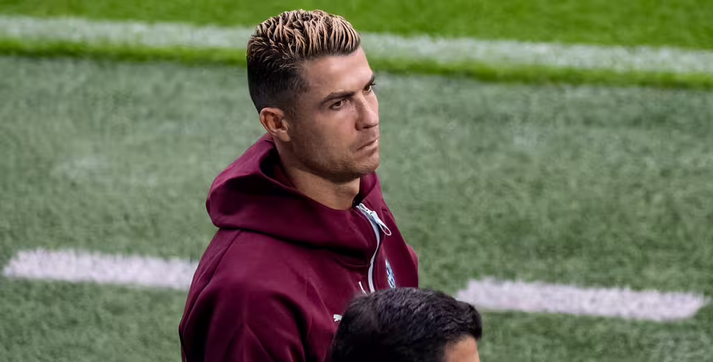 Cristiano Ronaldo é suspenso por 30 dias após saída de concentração de Portugal