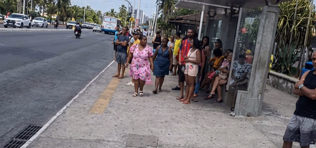 Eleitores ficam sem votar em Salvador após urnas serem lacradas