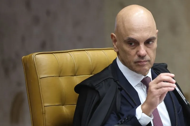 Moraes arquiva investigação contra Marcos do Val, Allan dos Santos e outros dois investigados