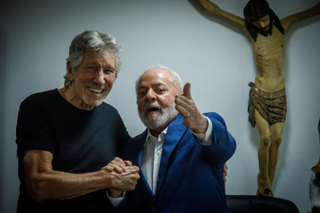 Roger Waters declara apoio a Lula e pede voto “por Marielle Franco”